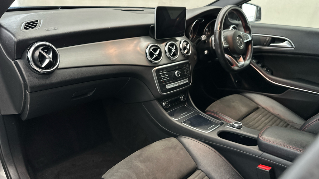Mercedes-Benz GLA Class Suv Grey #12