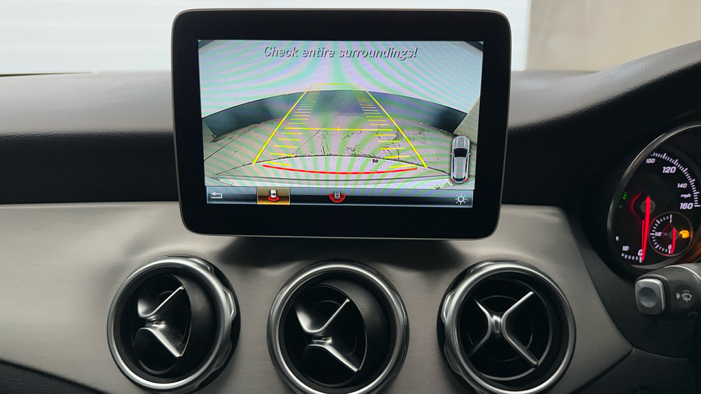 Mercedes-Benz GLA Class Suv Grey #16