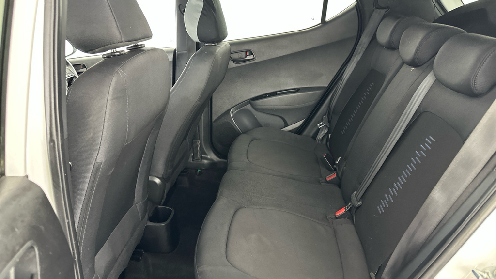 Hyundai I10 Hatchback Grey #18