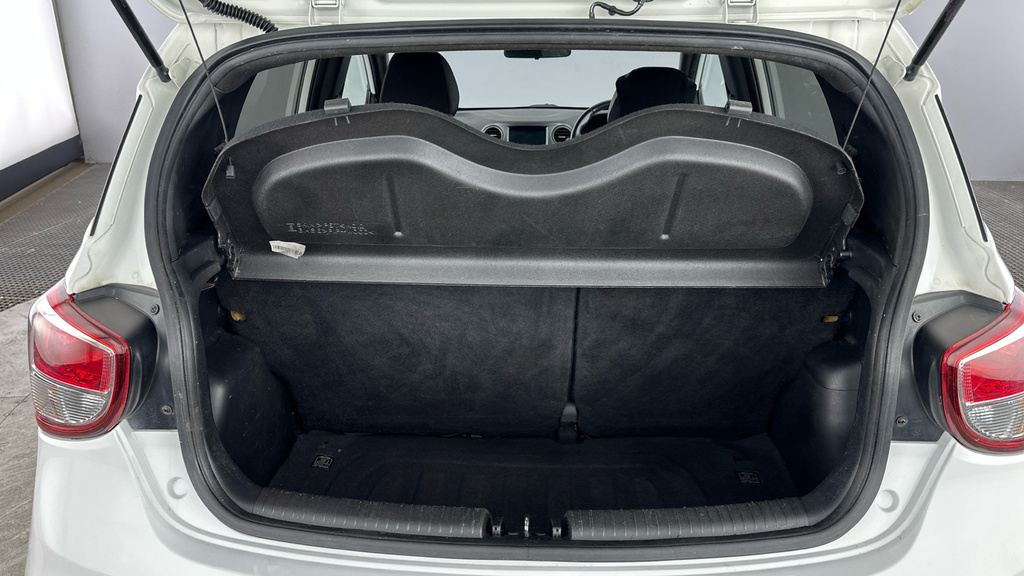 Hyundai I10 Hatchback Grey #19