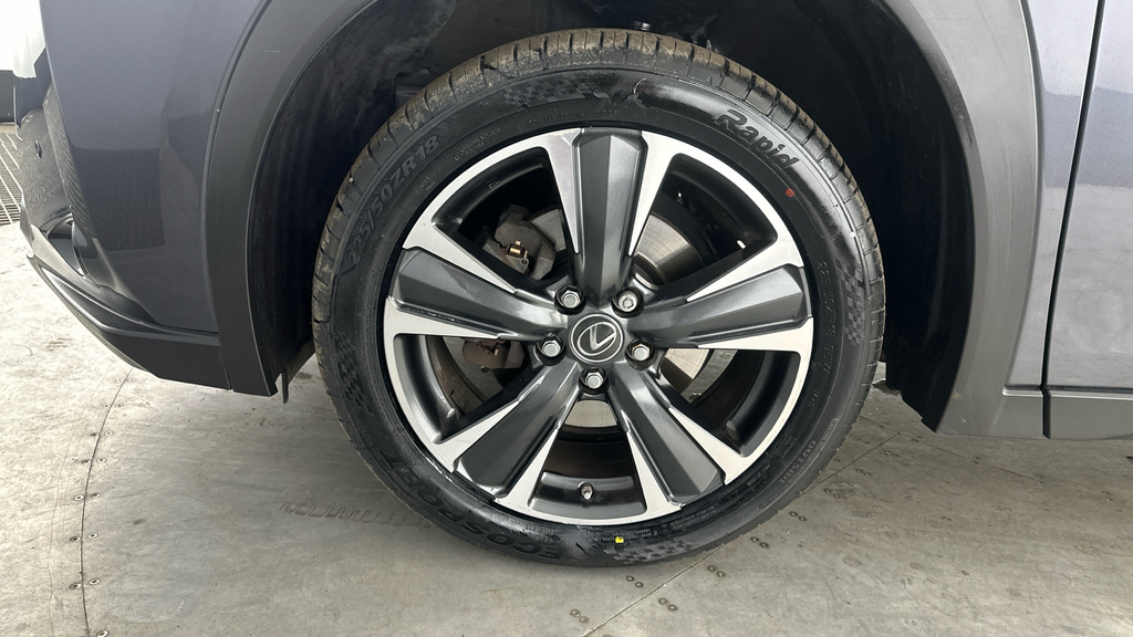 Lexus UX 250H 2.0 Cvt Without Nav White #29