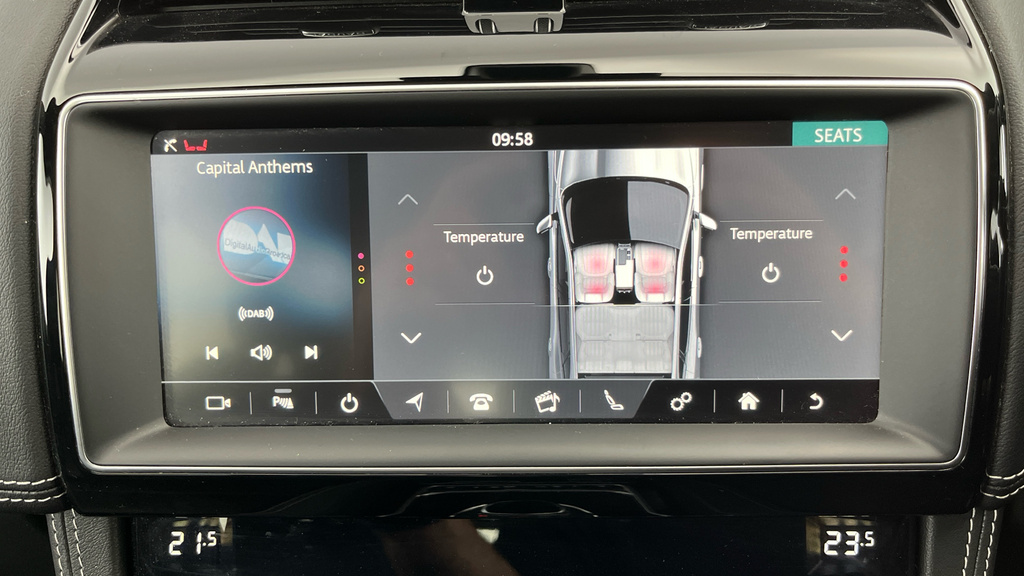 Jaguar F-Pace 2.0D 180 Chequered Flag Awd Grey #13