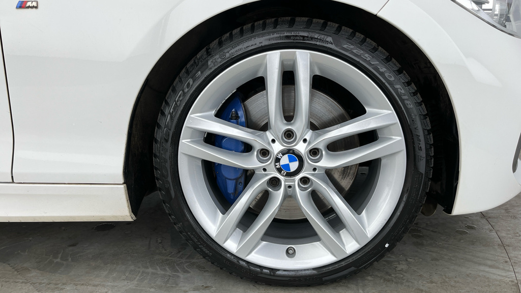 BMW 1 Series  White #30