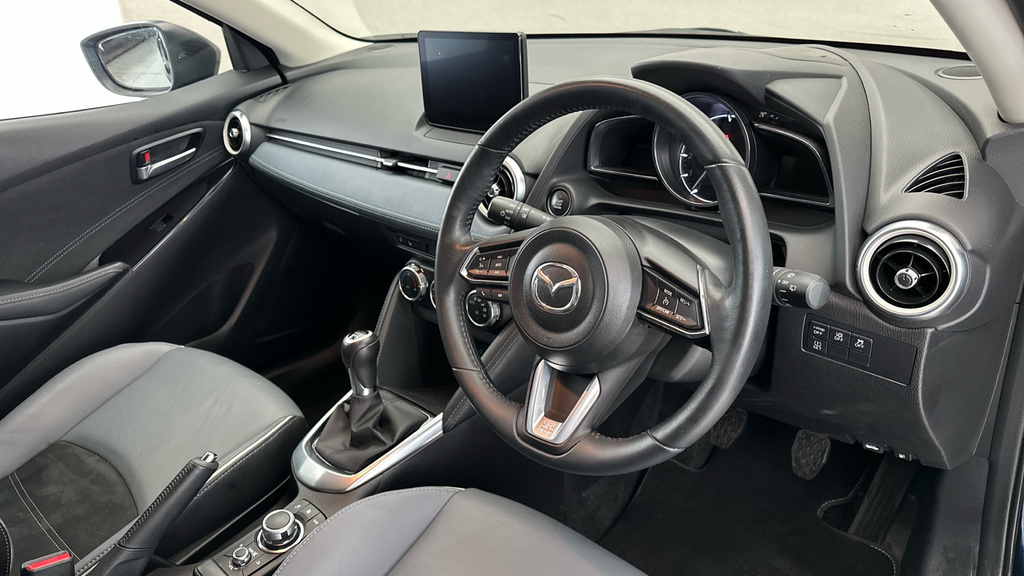 Mazda 2 1.5 E-skyactiv G Mhev Homura White #10