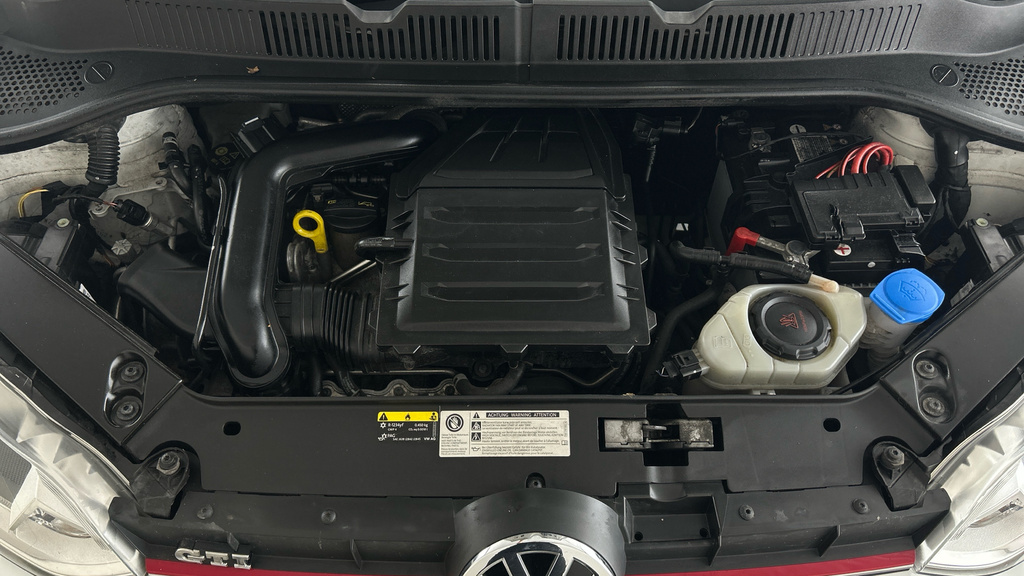 Volkswagen Up 1.0 Move Red #19