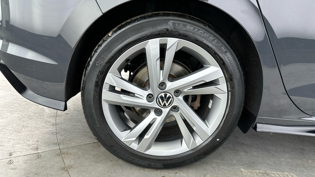 Volkswagen Golf R-line Black #22