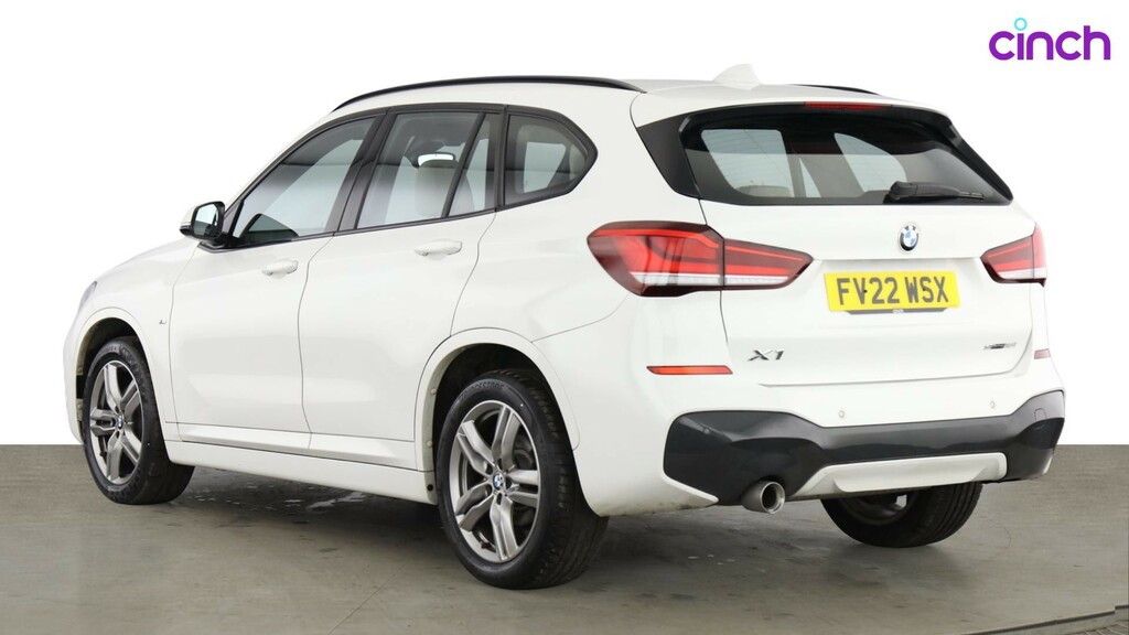 BMW X1 Sdrive 18D Xline Step Black #5