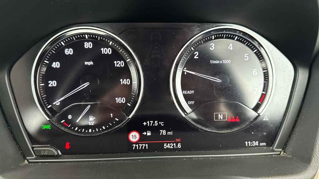 BMW X1 Sdrive 18D Xline Step Black #18