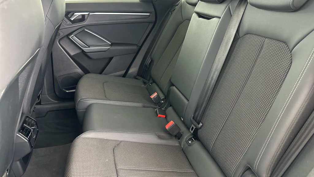 Audi Q3 35 Tfsi S Line Grey #26