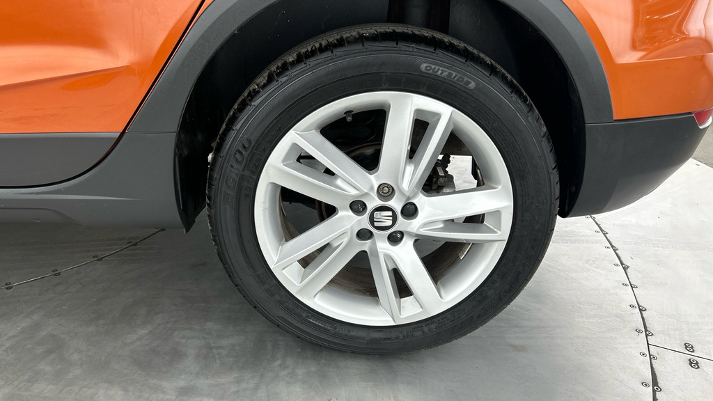 Seat Arona Arona Red #24