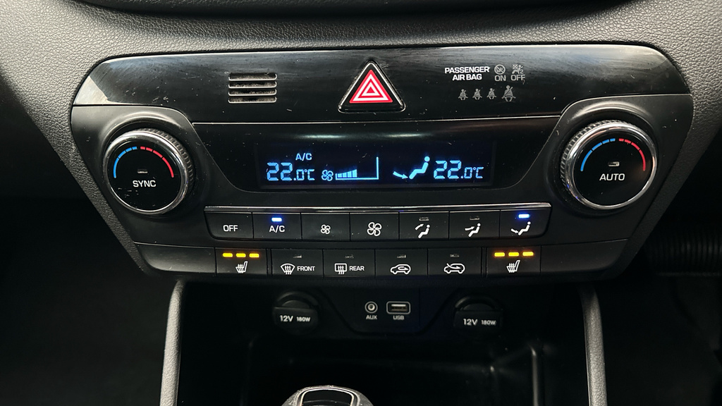Hyundai Tucson Black #18