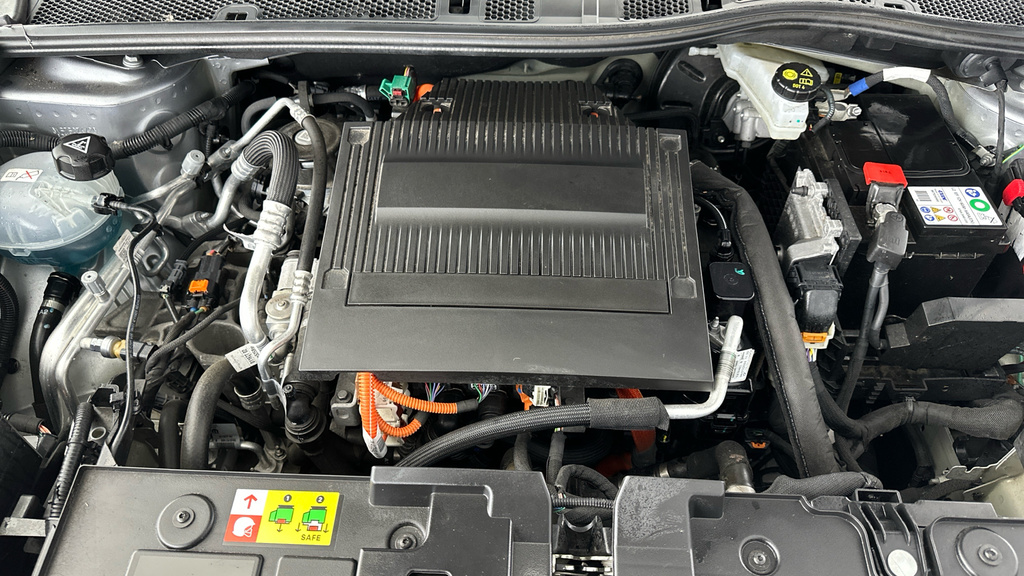 Citroen e-C4 100Kw E-series 50Kwh Grey #27