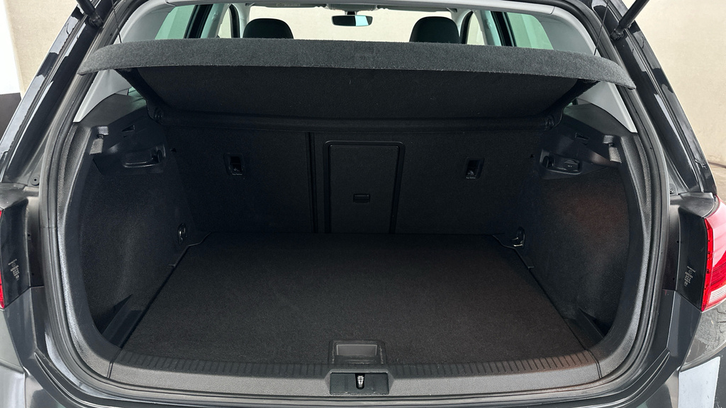 Volkswagen Golf Match Edition Grey #21