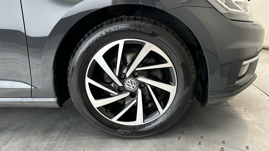 Volkswagen Golf Match Edition Grey #26