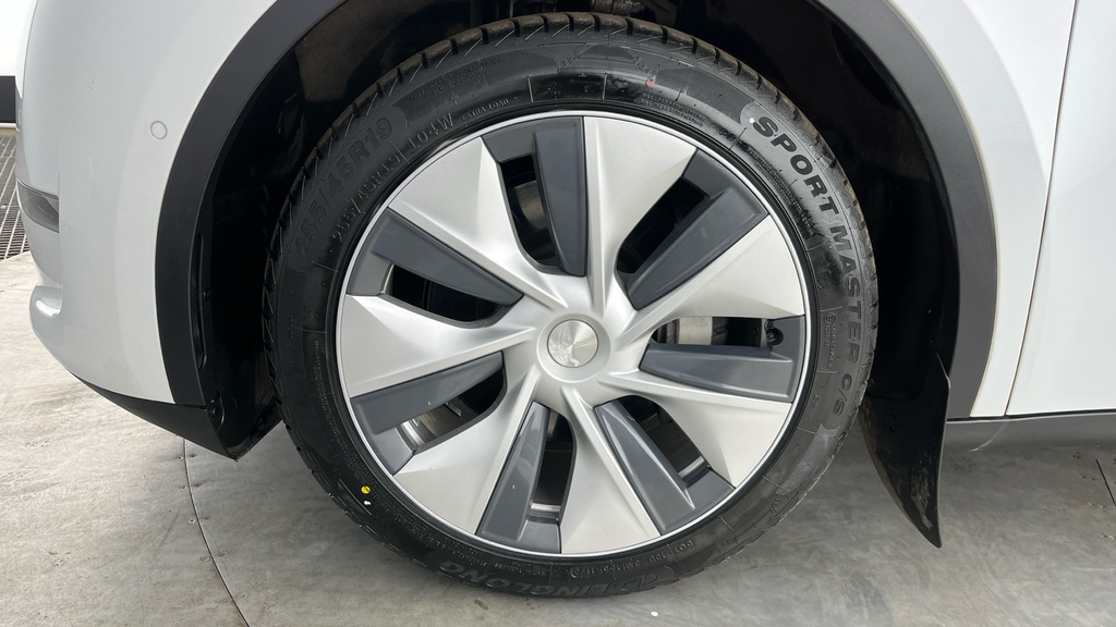 Tesla Model Y Suv Dual Motor Long Range 4Wde 202222 White #19