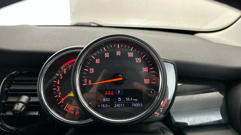 Mini Hatch 1.5 Cooper Sport Steptronic Euro 6 Ss White #16