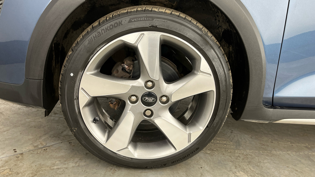 Ford Fiesta St-line White #22