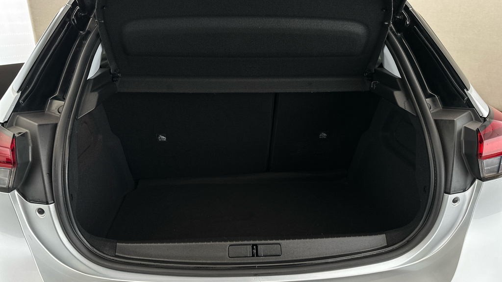 Vauxhall Corsa 1.2 Se Edition White #21