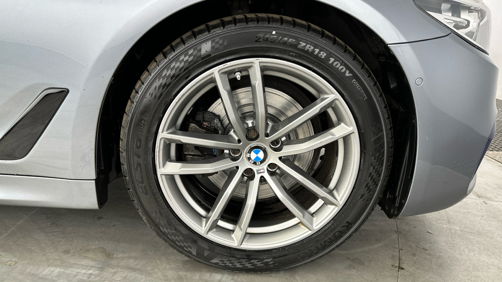BMW 5 Series Series Black #24