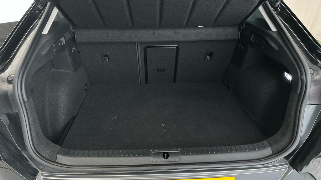 Cupra Formentor 1.5 Tsi 150 V2 Dsg Red #21