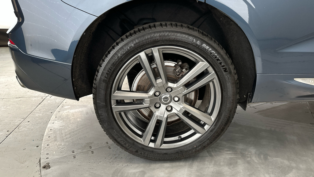 Volvo XC60 D5 Powerpulse Awd R-design Pro - 2018 1 Silver #28