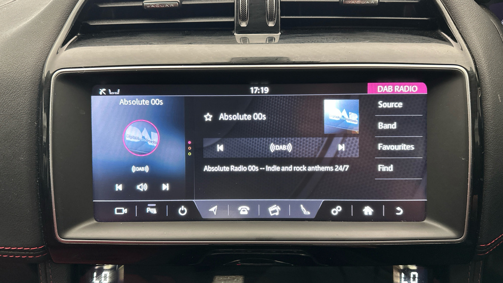 Jaguar F-Pace 2.0D R-sport Awd Red #14