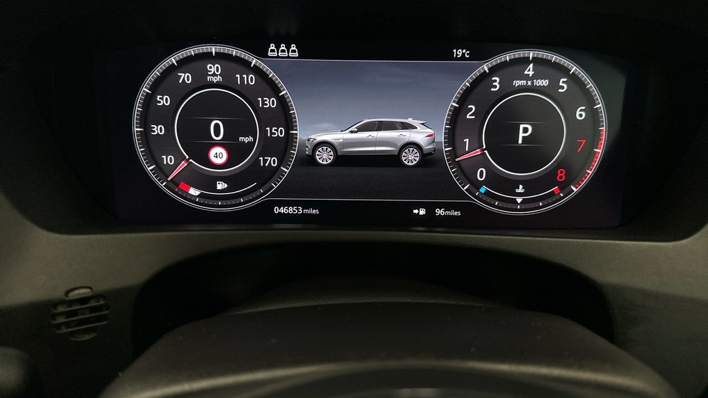 Jaguar F-Pace 2.0D R-sport Awd Red #19