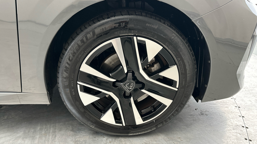Peugeot 208 Hatchback Grey #24