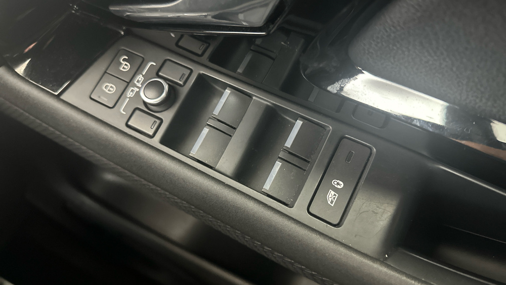 Land Rover Range Rover Evoque 2.0L Standard Black #12