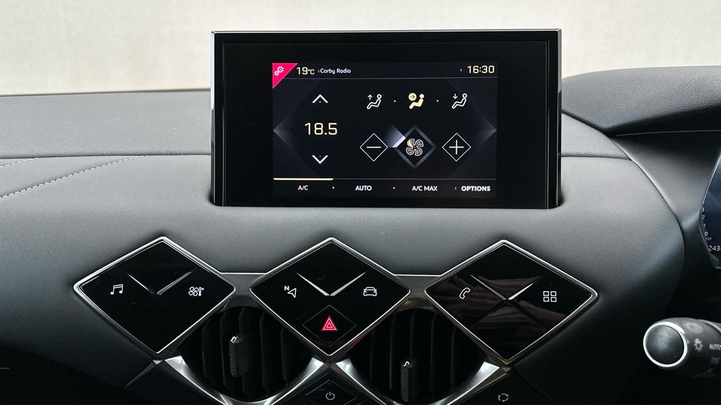DS DS 3 Crossback 1.2 Puretech Performance Line Crossback Eat8 Euro Grey #16