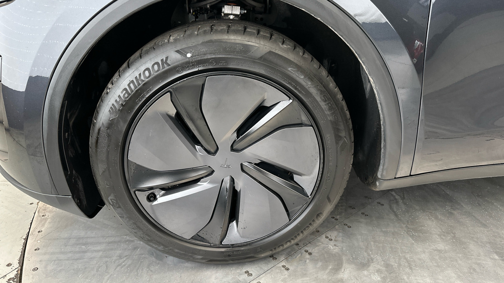 Tesla Model Y Long Range Suv Rwd 346 Ps White #19