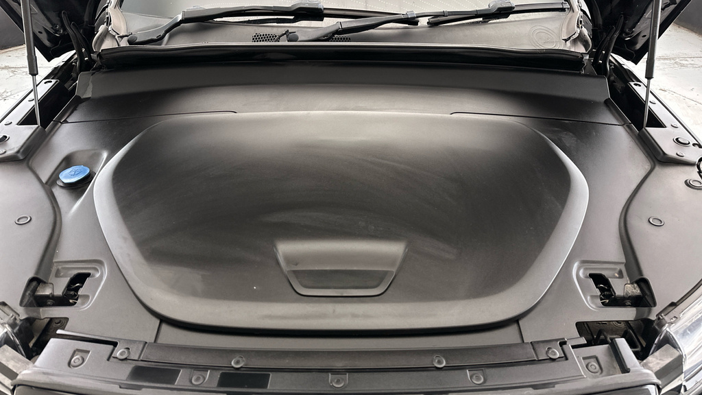 Volvo XC40 P8 First Edition Awd Silver #29