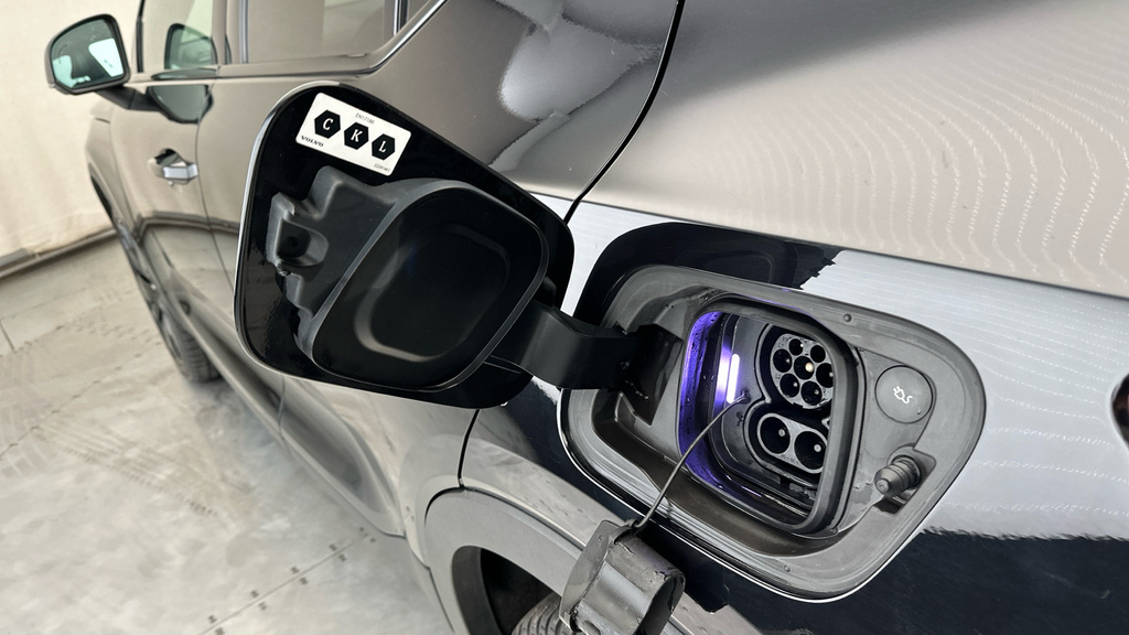 Volvo XC40 P8 First Edition Awd Silver #34