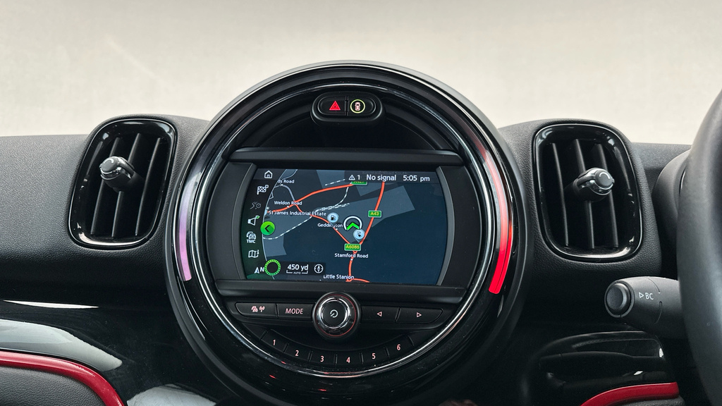 Mini Countryman 1.5L Cooper Exclusive 134 Bhp White #15