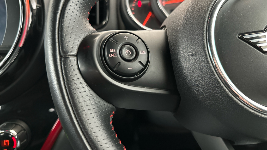Mini Countryman 1.5L Cooper Exclusive 134 Bhp White #17