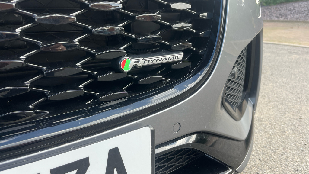 Jaguar F-Pace 2.0 D200 R-dynamic Se Black Awd 2023 Grey #42