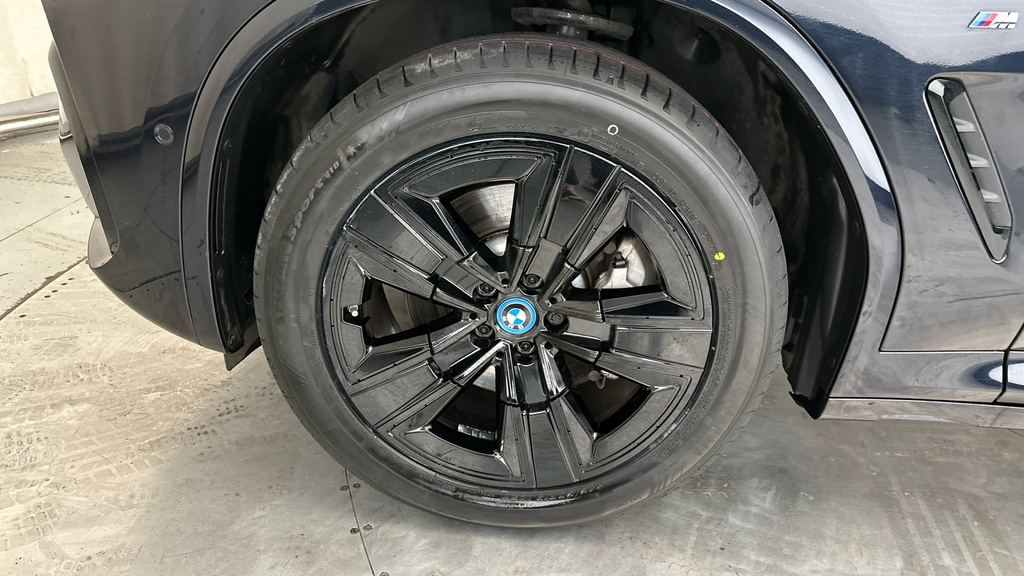 BMW iX3 Ix3 M Sport Pro Blue #28
