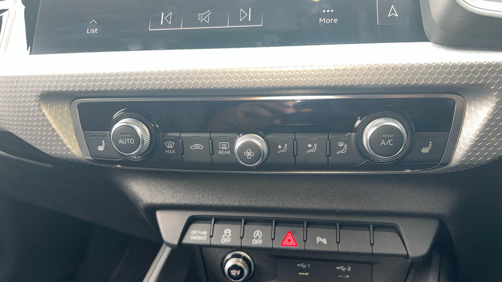 Audi A1 S Line 25 Tfsi 95 Ps 5-Speed Grey #43