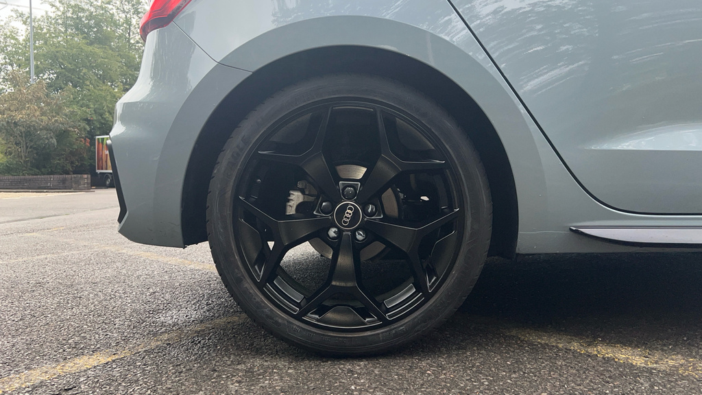 Audi A1 S Line 25 Tfsi 95 Ps 5-Speed Grey #17