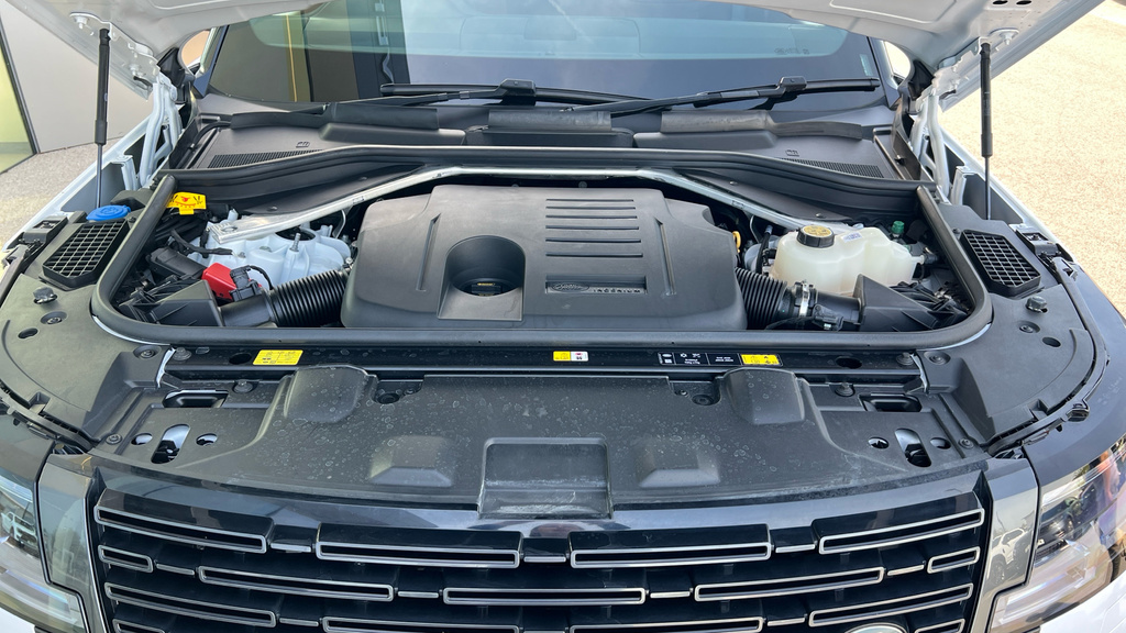 Land Rover Range Rover Sv Silver #15