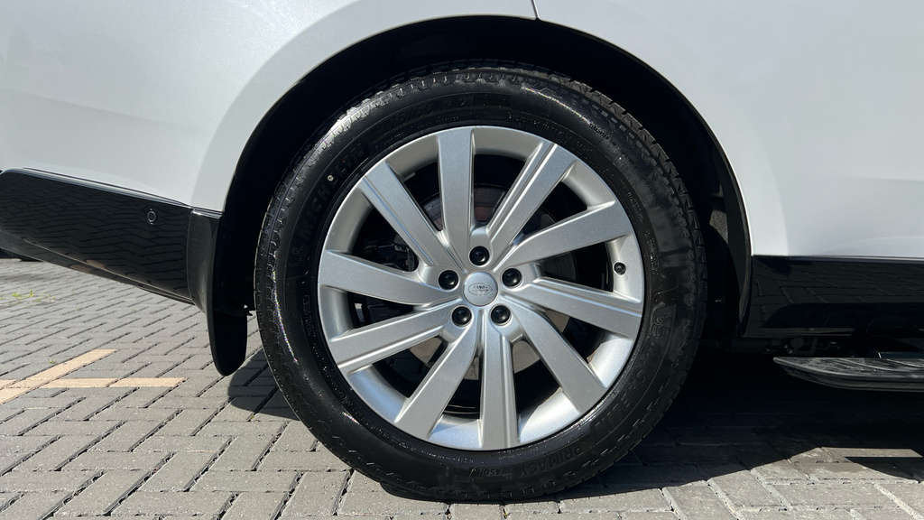 Land Rover Range Rover Sv Silver #18