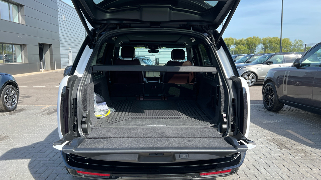 Land Rover Range Rover Sv Silver #14
