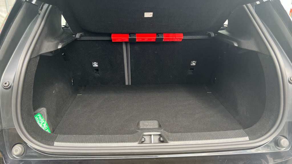 Volvo EX30 Ex30 200Kw Sm Extended Range Plus 69Kwh White #14