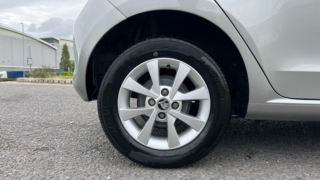 Skoda Citigo Hatchback Black #21