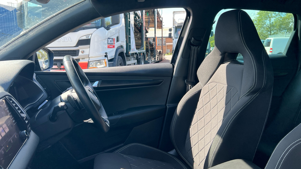 Skoda Karoq Se Drive Blue #23