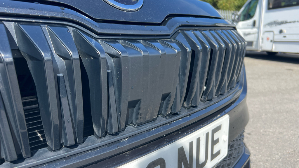 Skoda Karoq Se Drive Blue #26