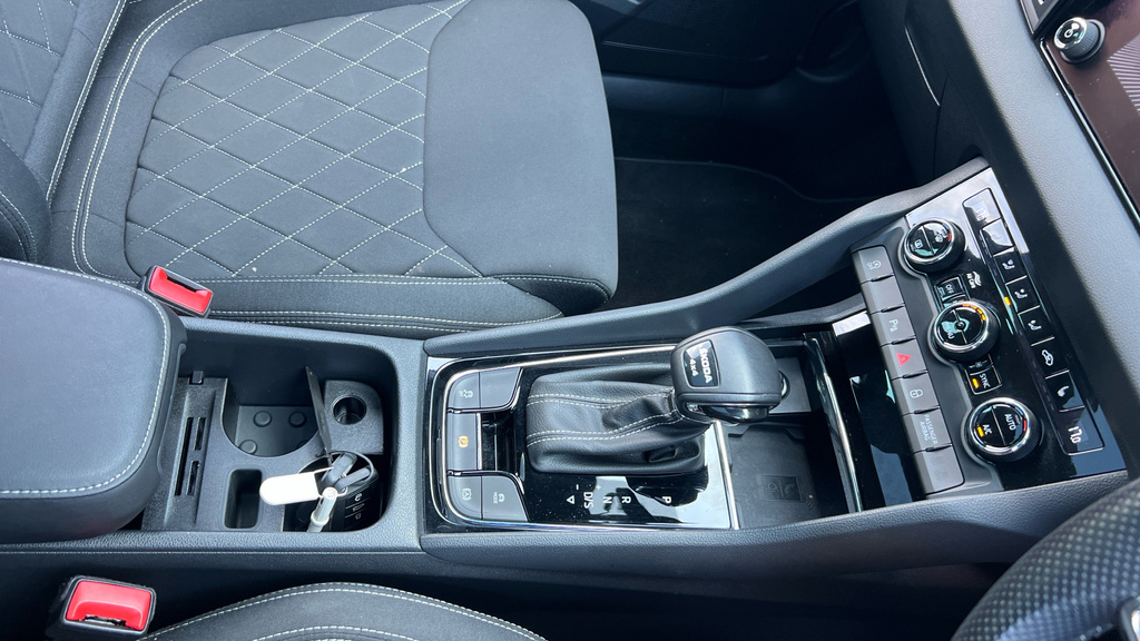 Skoda Karoq Se Drive Blue #57
