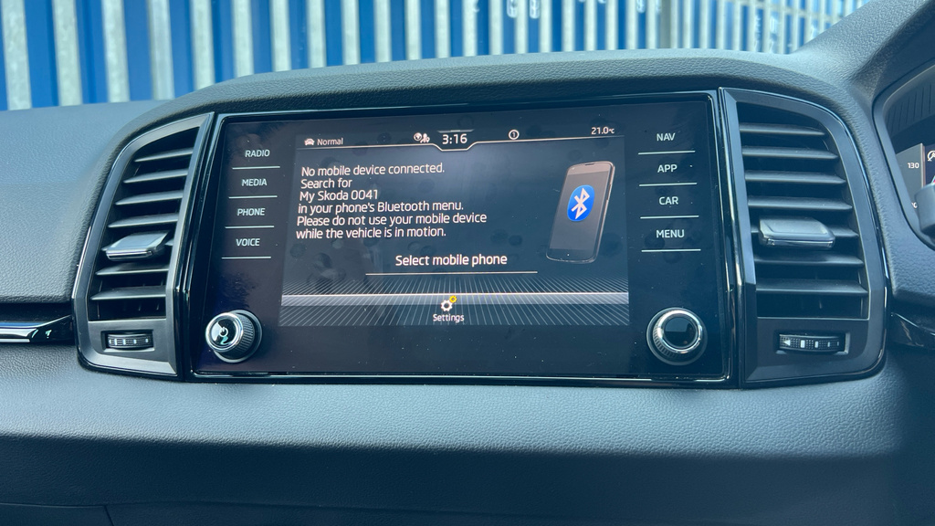 Skoda Karoq Se Drive Blue #67