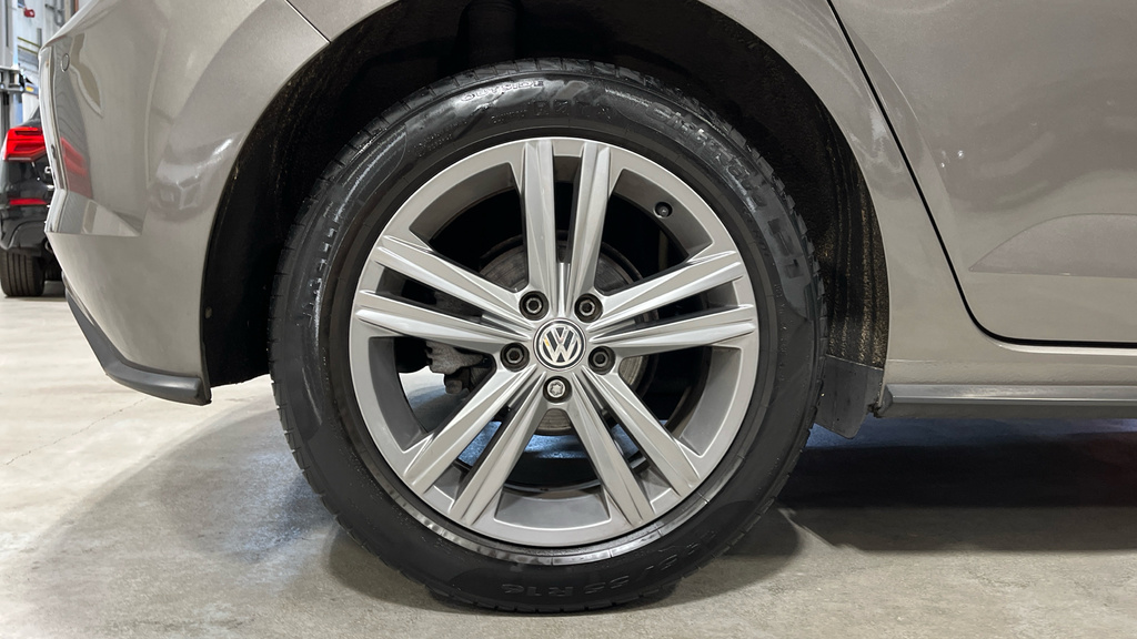 Volkswagen Polo Hatchback Grey #22