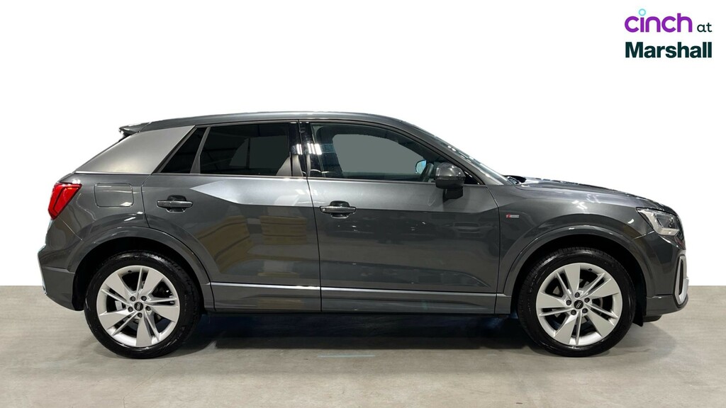 Audi Q2 35 Tfsi Black Edition S Tronic Tech Pro White #2